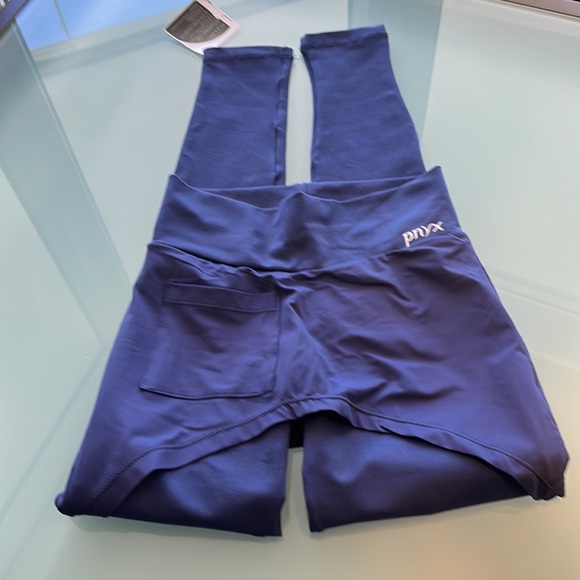 Woman’s legging pnyx navy blue size small made in Brazil - Picture 3 of 6